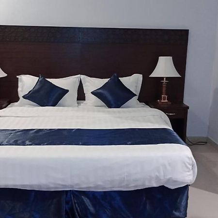 In Taibah Aparthotel Μεδίνα Εξωτερικό φωτογραφία