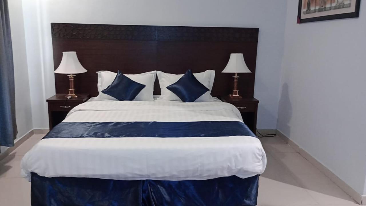 In Taibah Aparthotel Μεδίνα Εξωτερικό φωτογραφία